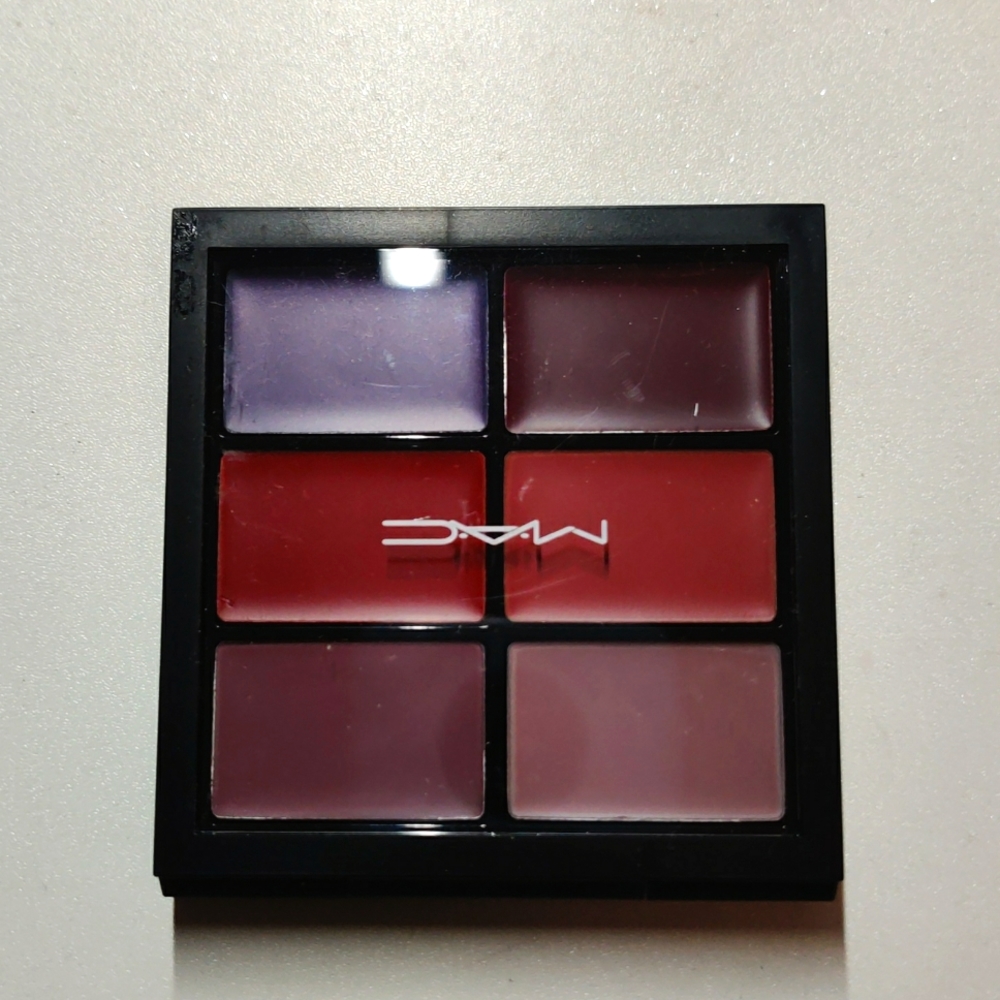 MAC Pro Eye Palette: THE ROMANTIC